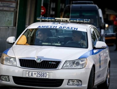 Έκλεψαν 150.000 ευρώ από ηλικιωμένη στη Βουλιαγμένη
